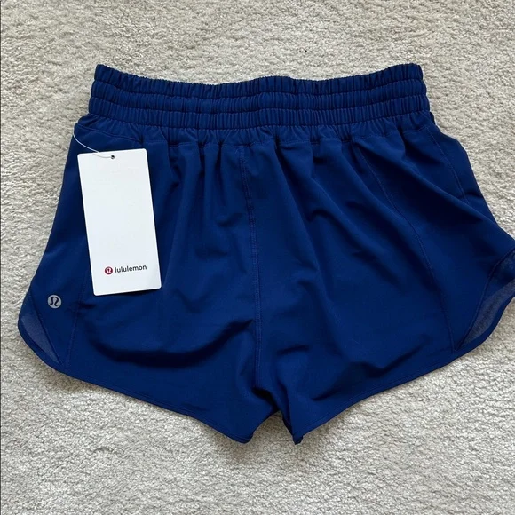 Lululemon Hotty Hot HR Short 2.5” Lined-NWT!!! - Picture 4 of 12